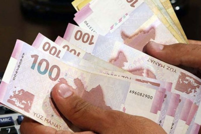 Azərbaycanda orta aylıq maaş 1100 manatı keçib
