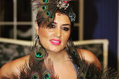 "Bir gəlin ki, vağzalı ilə zala daxil olur, onun həmişə dayağı, isməti olacaq" - Elza Seyidcahan