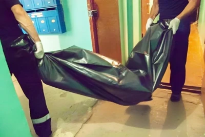 Bakıda binanın zirzəmisindən çürümüş meyit tapıldı