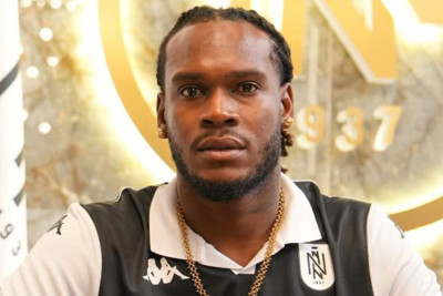 "Neftçi" müdafiəçi transfer etdi