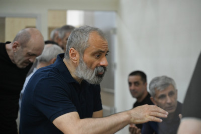 Ermənistan vətəndaşlarının şikayətləri üzrə apellyasiya məhkəməsində təqsirləndirilən şəxslərin vəsatətlərinə baxılıb