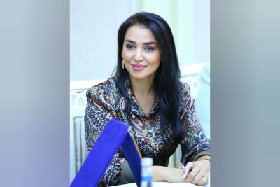 Direktor "dur zaldan rədd ol", "adama oxşamaz" dedi, məhkəməlik oldu