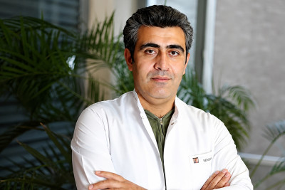 Tanınmış cərrah hoteldə tutuldu - 9 il həbs verildi