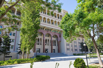 Tibb Universitetində bu ixtisas üzrə təhsilhaqqı 1500 manat azaldıldı