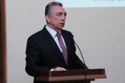 Son 20 ildə Bakıya 200 milyard dollardan çox investisiya yatırılıb – Eldar Əzizov