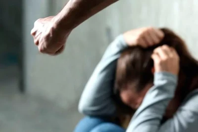 Arvadının maşınını düzəltdirmədi deyə evdə dava düşdü