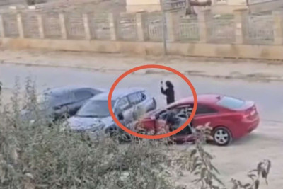Bakıda ərinin xəyanətini öyrənən qadın heyfini maşından çıxdı