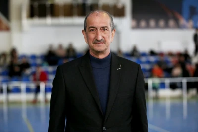 "Həndbolçularımız işıqsız, suyun olmadığı şəraitdə məşq edirdilər" - Federasiyasının idman direktoru